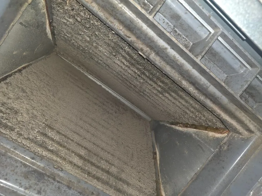 Evaporator coil before cleaning